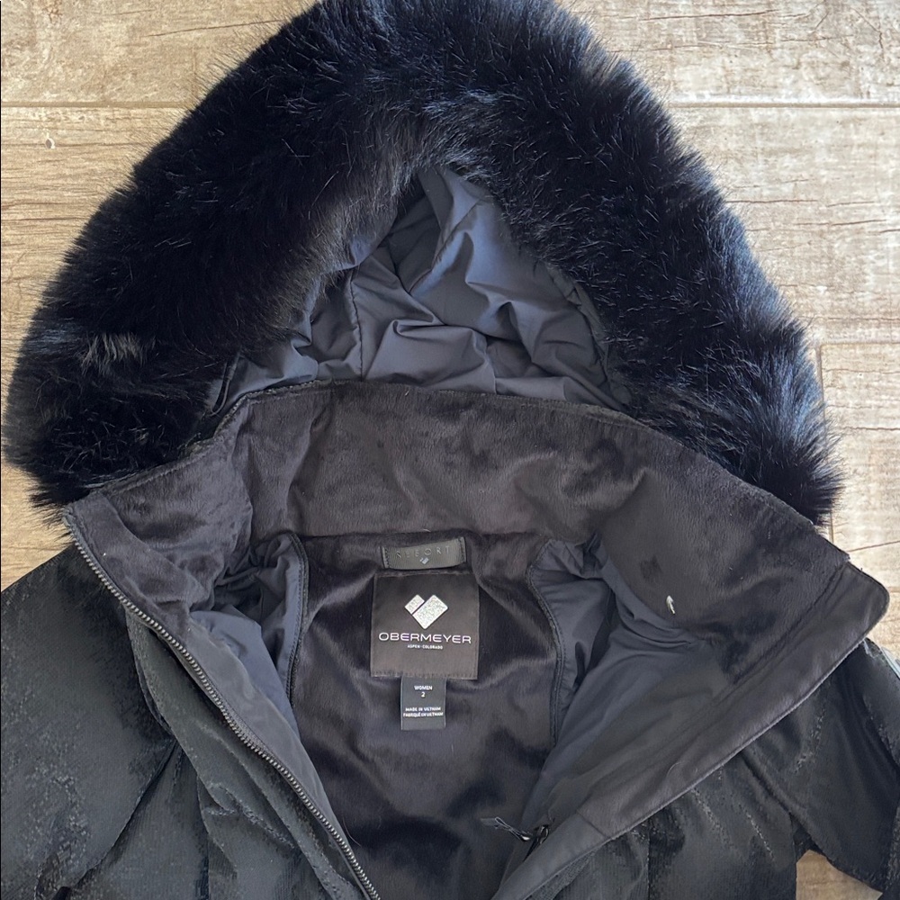 Obermeyer Women's Down Black Puffer Jacket with faux fur-trimmed Hood- NWT - Picture 3 of 8